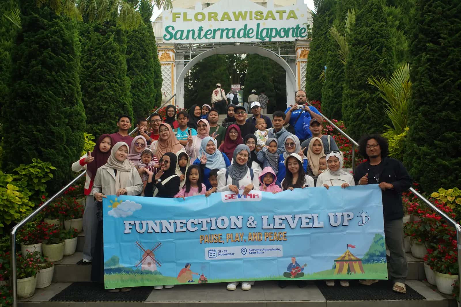 Family Gathering PT Sentra Vidya Utama