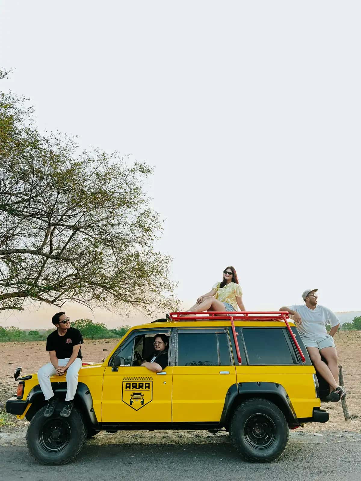 Paket Wisata Baluran 1 Hari (Safari Savana Bekol & Bama)