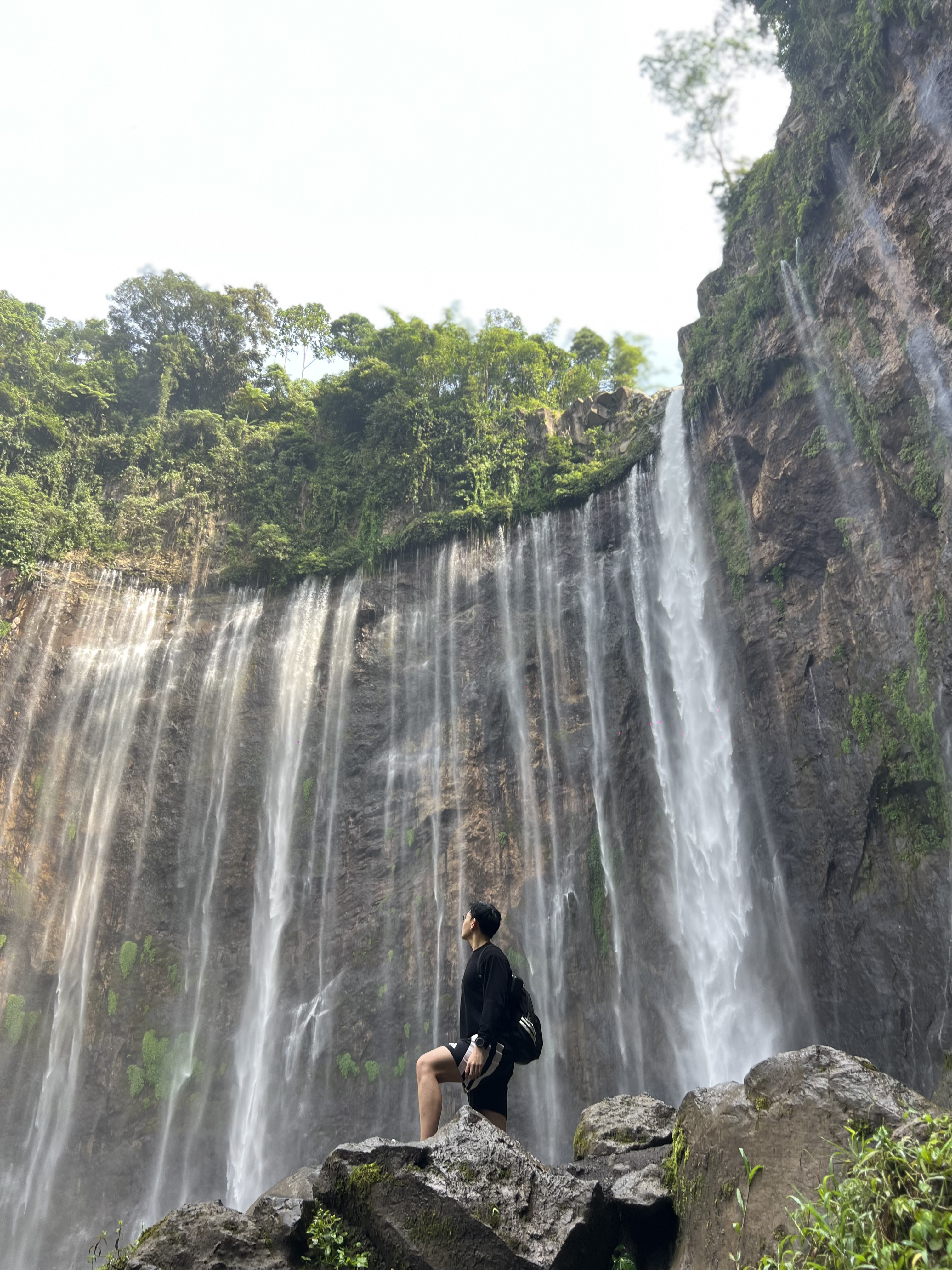 Air Terjun Tumpak Sewu: Keindahan Alam Eksotis yang Dijuluki Niagara Indonesia