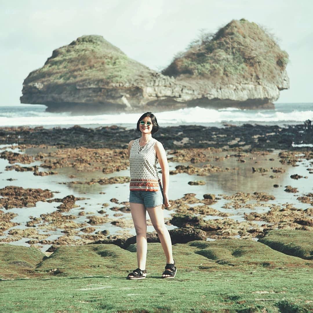 Pantai 3 Warna vs Pantai Malang Selatan Lainnya: Mana yang Cocok untuk Anda?